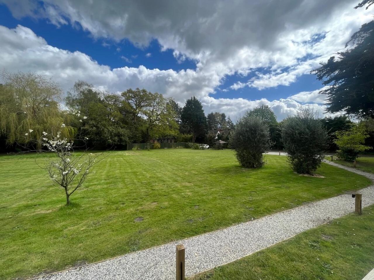Villa Little Paddock Ringwood Esterno foto